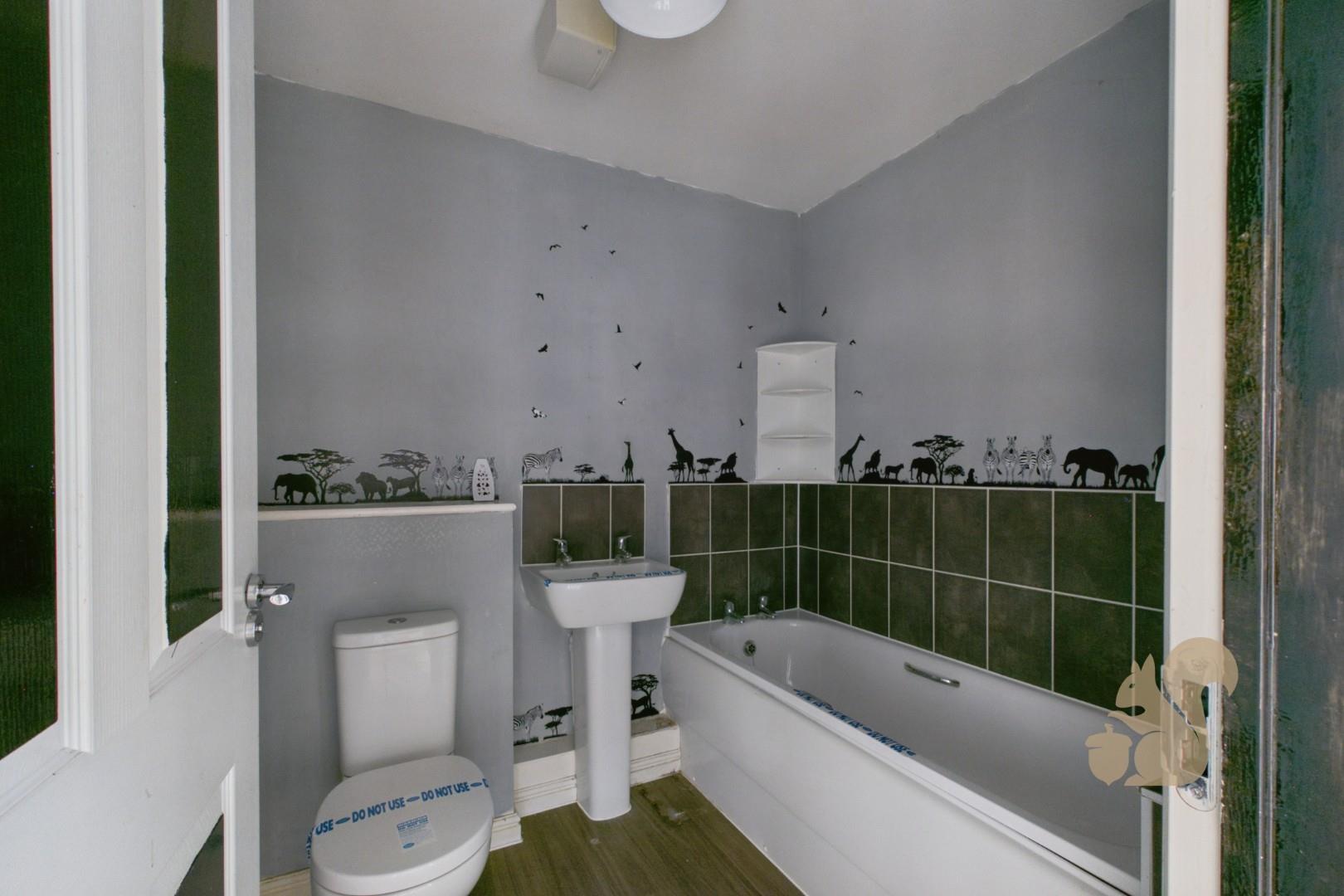 CAM01659G0-PR0879-STILL007.jpg